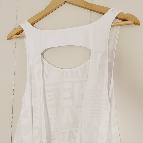 Lululemon Next To Nothing Tank Exploded Manifesto Pop Block Burnout White Sz 8 - Picture 6 of 7
